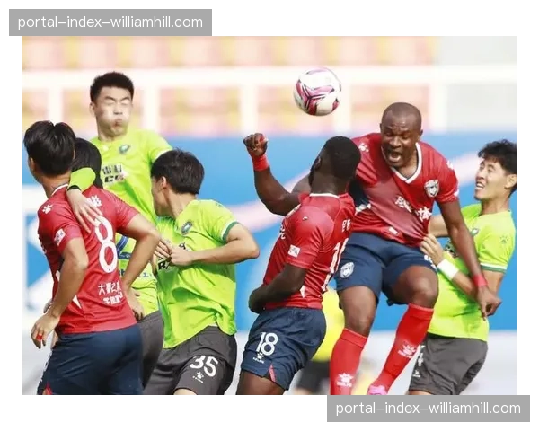 重庆铜梁龙升班马展现进攻韧性 让二追三逆转彰显战术执行力